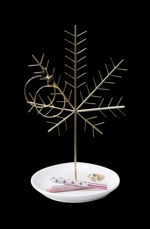 My Bud Vase Cannabis Leaf Jewelry TreeHome Decor